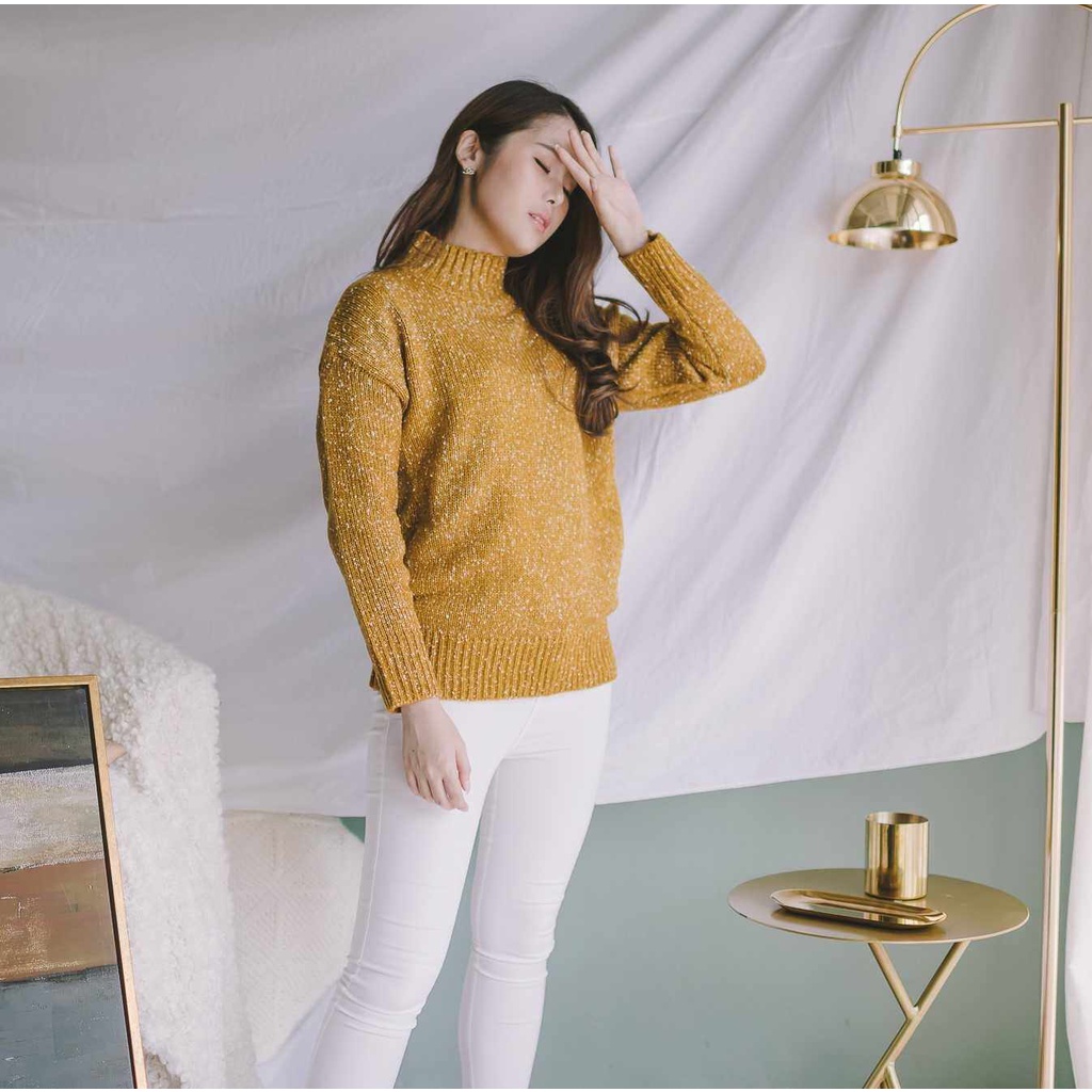 SNOWCOVER - SC113 Pepper Sweater เสื้อไหมพรมทรงคอปีน ใช้ไหมพรมอย่างดี ทอแซมด้วยไหมพรมสีขาว ใส่อุ่นมาก