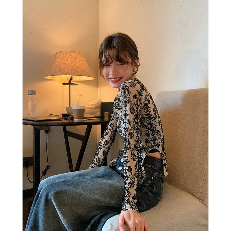 เสื้อยืดแขนยาวลําลอง ผ้าตาข่าย ตัวสั้น แฟชั่นเซ็กซี่ สไตล์เกาหลี สําหรับผู้หญิง 2024