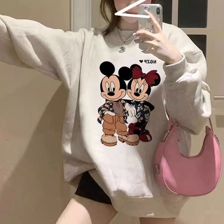 เสื้อกันหนาวแขนยาว คอกลม ทรงหลวม ลายมิกกี้เมาส์ แฟชั่นฤดูใบไม้ร่วง และฤดูหนาว สไตล์เรโทร สําหรับผู้หญิง