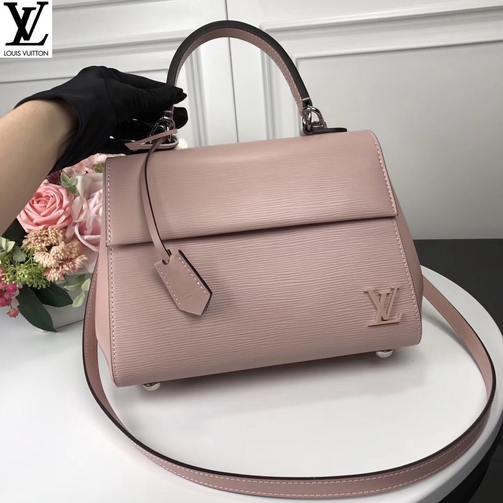 หลุยส์วิตตอง Louis Vuitton กระเป๋าถือ lv 0 💰 ผง m41305 ขนาดเล็ก [] 💁🏻 cluny bb
epi แรงบันดาลใจกระเป๋านิโคลัสกระเป๋าส