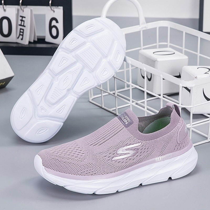 จัดส่งด่วน Skechers_Max Cushion Summer Slip On รองเท้าผ้าใบผู้หญิง รองเท้ากีฬา รองเท้าผ้าใบผู้หญิง NESQ CE99 QX0D REWM G9WV