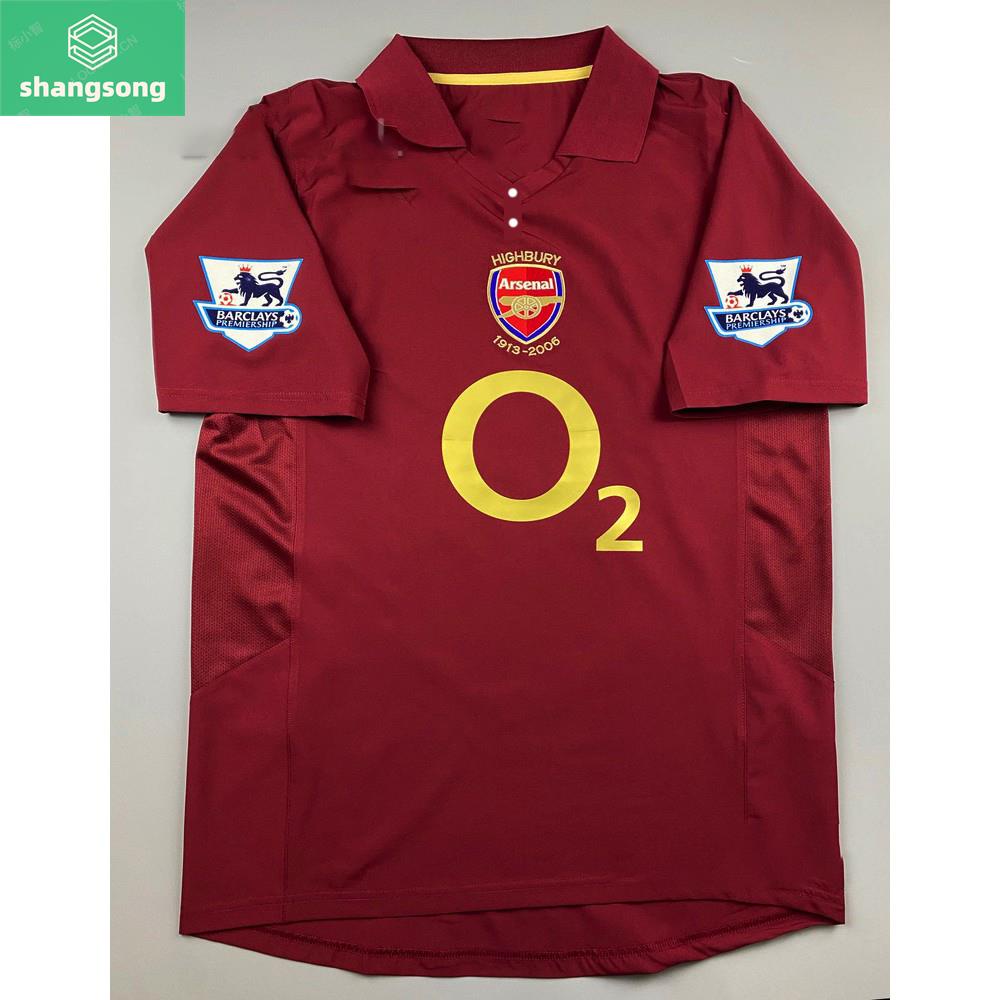 เสื้อบอล ย้อนยุค อาเซนอล เหย้า 2005 Retro Arsenal Home พร้อมเบอร์ชื่อ 14 HENRY อาร์มพรีเมียร์แบบกัมมะหยี่ อำลาไฮบิวรี่