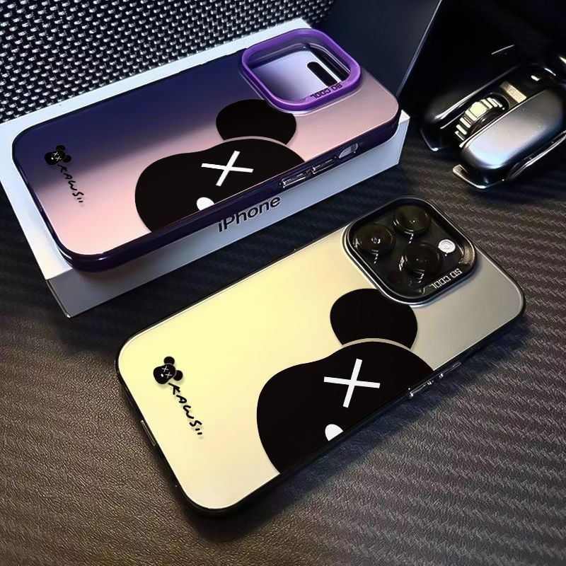 เคสโทรศัพท์สีชนหมีสีดําสําหรับiphone 15/16promax 14plus 13 12/11promax XR