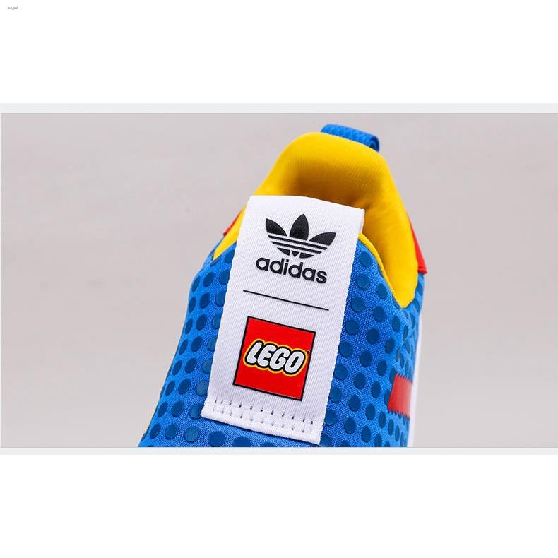 Flip Flopsเด็ก adidas x Lego SuperStar 360 Slip on ผ้าใบสำหรับเด็กชายและเด็กหญิง เด็กวัยหัดเดิน รอง