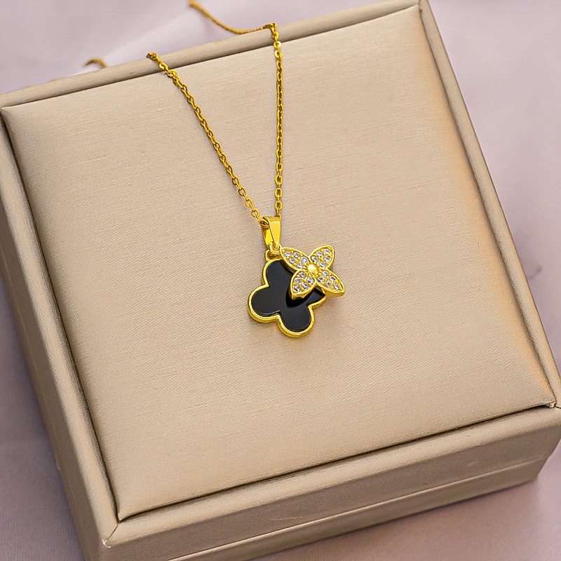 เครื่องประดับ สร้อยคอโซ่ไทเทเนียม จี้รูปใบโคลเวอร์คู่ ประดับเพชร มีสีดํา สีขาว ระดับไฮเอนด์ สําหรับผู้หญิง