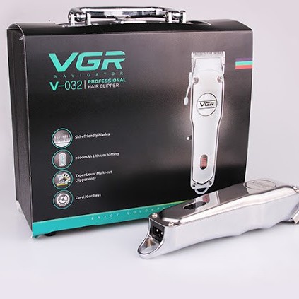 VGR V-032 /35 100% ปัตตาเลี่ยนผม Professional Navigator ตัวเครื่องสแตนเลส