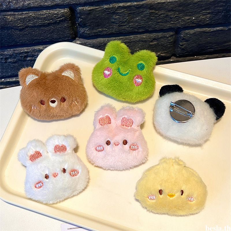 🔥🔥🔥เข็มกลัด ตุ๊กตาการ์ตูนหมีสตรอเบอร์รี่น่ารัก เครื่องประดับ แฟชั่นสําหรับผู้หญิง และเด็ก