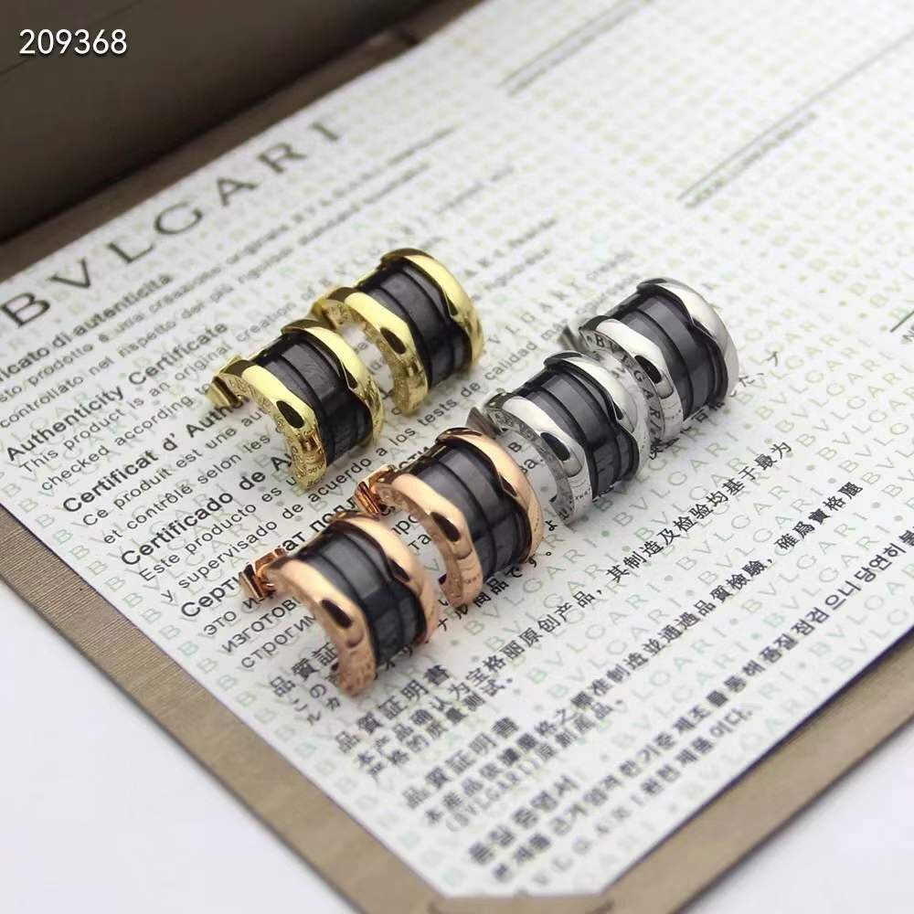 ต่างหู Bulgari Bvlgari Rose Gold สีดําและสีขาวเซรามิคหู Studs ต่างหูเกลียว tm473