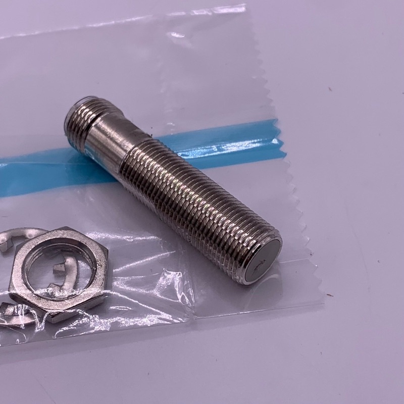 ในไทย E2E-X3D1-M1G OMRON Proximity Sensor E2E-X3D1-M1G Proximity E2E-X3D1-M1G OMRON E2E-X3D1-M1G OMR