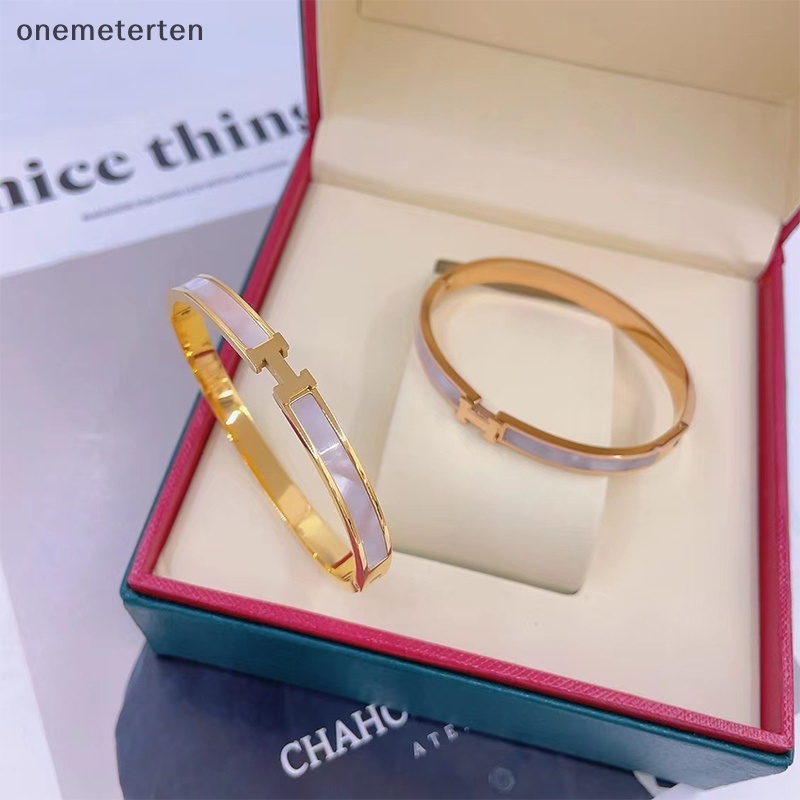 Rten สร้อยข้อมือ กําไลข้อมือ เหล็กไทเทเนียม จี้ตัวอักษร H สไตล์เกาหลี เรียบง่าย เครื่องประดับแฟชั่น สําหรับผู้หญิง ของขวัญ N