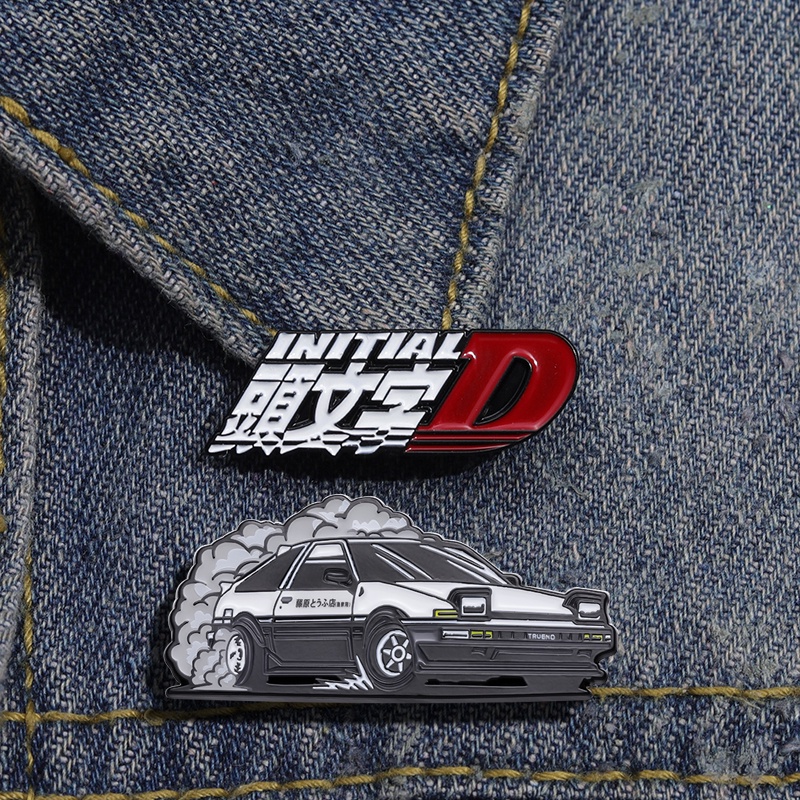 Qiu Mingshan เข็มกลัดเคลือบ ลายการ์ตูน Initial D AE86 สําหรับกระเป๋าเป้สะพายหลัง เสื้อผ้า เครื่องประดับ ของขวัญ
