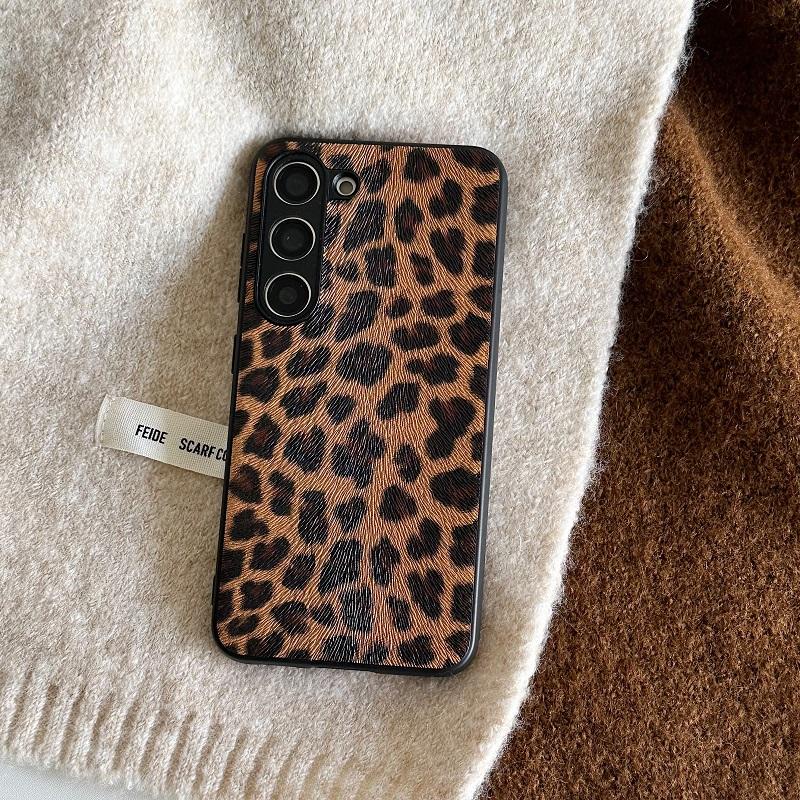 เคสโทรศัพท์มือถือหนังเทียม แบบนิ่ม ลายเสือดาว สําหรับ Samsung S24 S23ultra S23 S22+ S21 S22 ultra FE