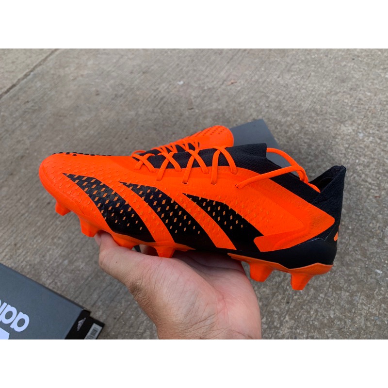 สตั๊ด, รองเท้าฟุตบอลของแท้ Adidas Predator Accuracy.1 HG/AG รุ่น ท็อป แฟชั่น