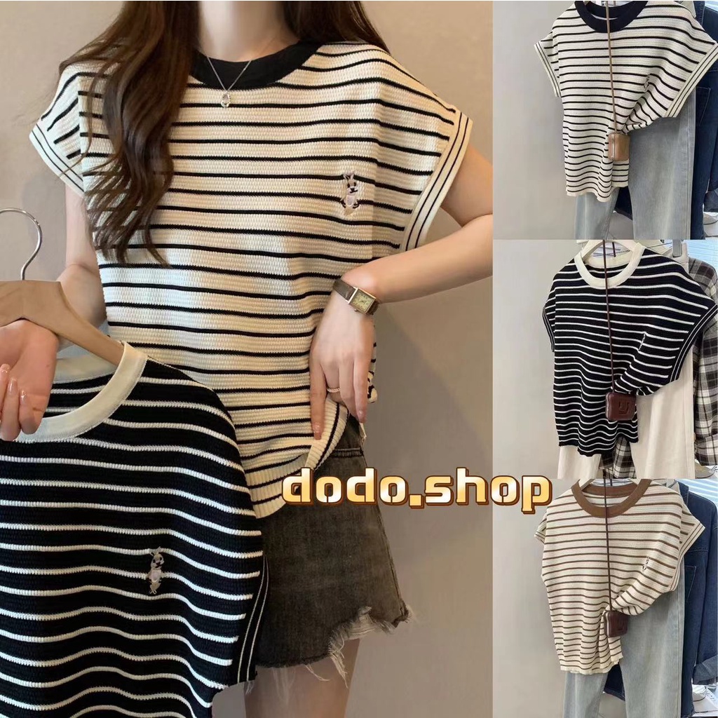 DoDoสินค้าใหม่พร้อมส่ง**เสื้อไหมพรมแขนกุด คอกลม ลายทาง ปักอกผ้าสวยใส่เล่นใส่เที่ยวสบาย(51118-1)