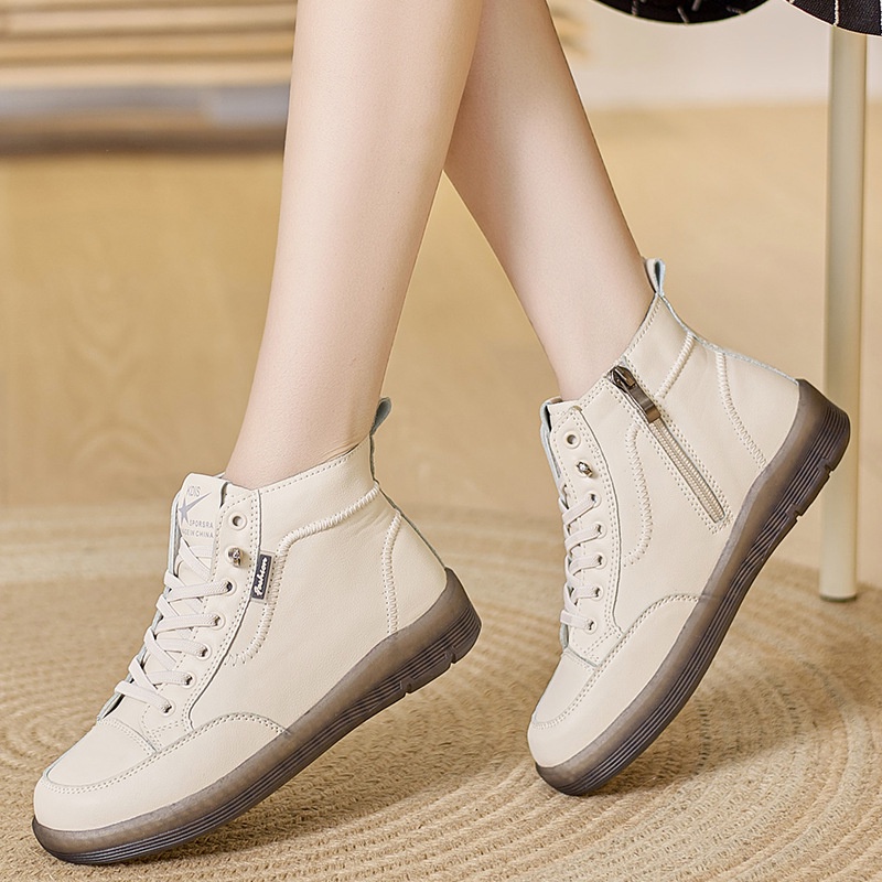 ของแท้หนังผู้หญิงรองเท้ารองเท้าสั้นฤดูใบไม้ร่วงฤดูหนาวแฟชั่นขายร้อน High-Top Casual Soft Sole 2023 สไตล์ใหม่