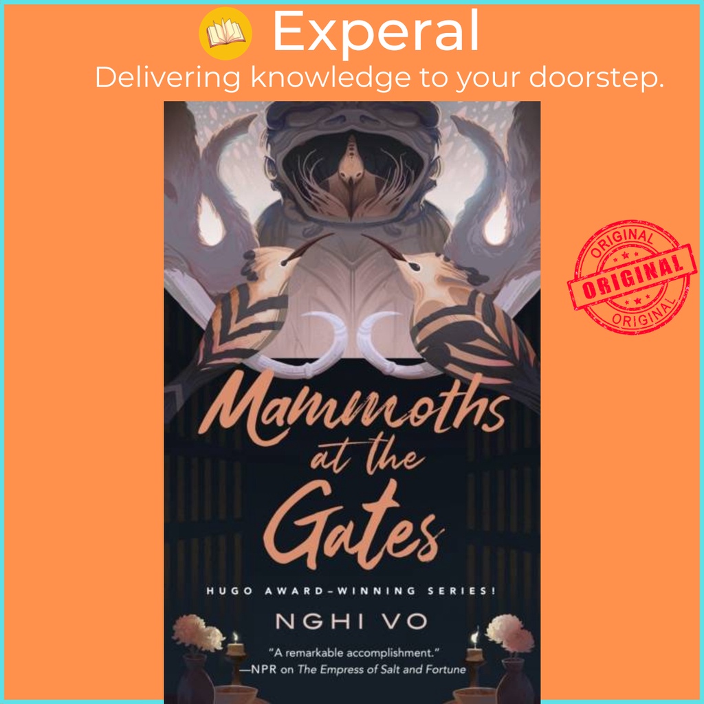 Mammoths at the Gates by Nghi Vo (ฉบับสหราชอาณาจักร ปกแข็ง)