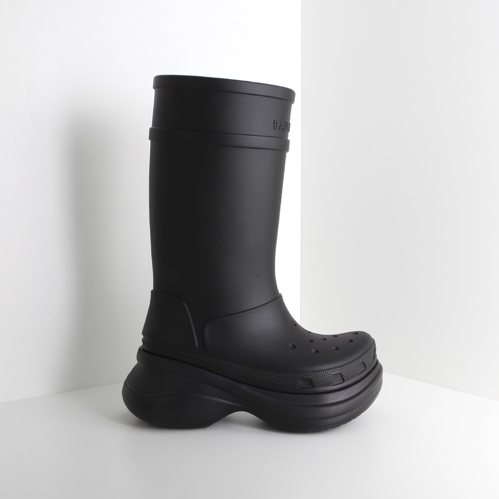 รองเท้าบูทยาง Crocs 23FW Balenciaga สีดํา สําหรับผู้หญิง 677388 W1s8e 1000