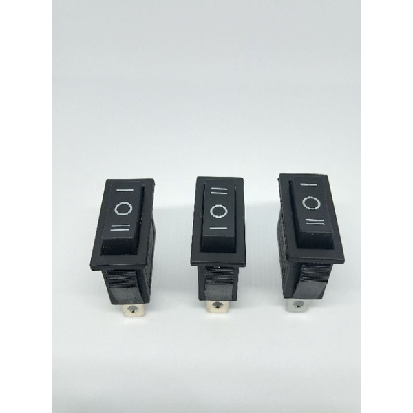 สวิทซ์ 3ทาง 3 ขา ไม่มีไฟ 220V-250V งานคุณภาพ