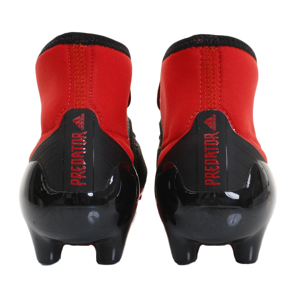 Adidas รองเท้าสตั๊ด รองท้อป Predator 18.2 HG รองท้อป ของแท้ เบอร์ 41 - 42 (ดำแดง) แฟชั่น
