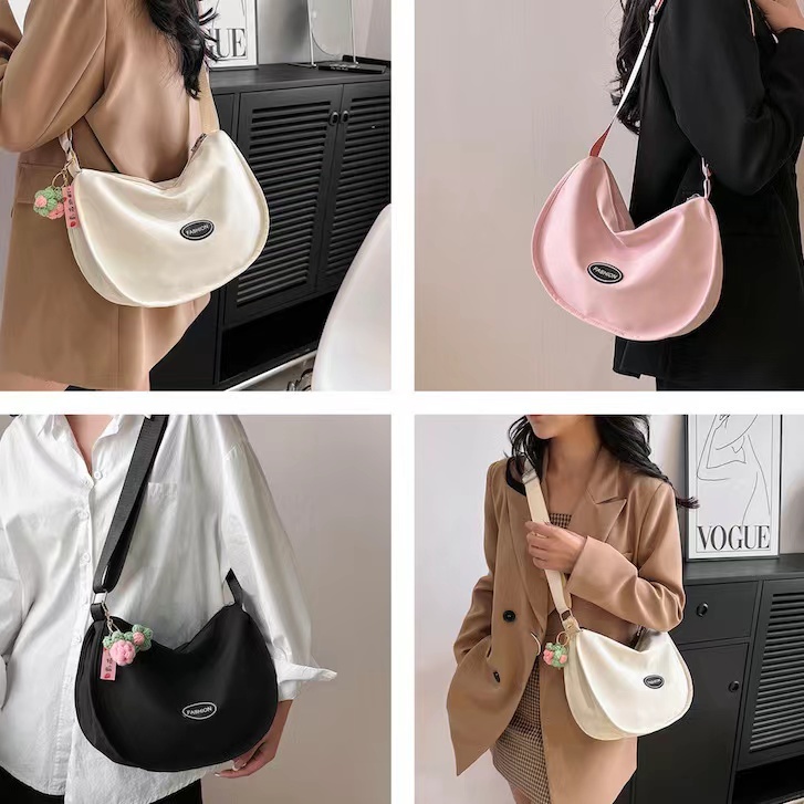 (HB-787) กระเป๋าสะพายข้างแฟชั่น ผ้าไนล่อนลื่นๆ กันน้ำ กันฝนได้
