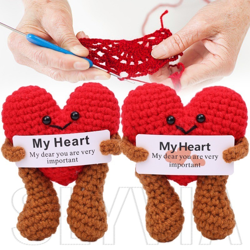 Positive Energy Heart Doll with Card - Emotional Support Craft - ตุ๊กตาถักแฮนด์เมด - แฟชั่น สร้างสรร