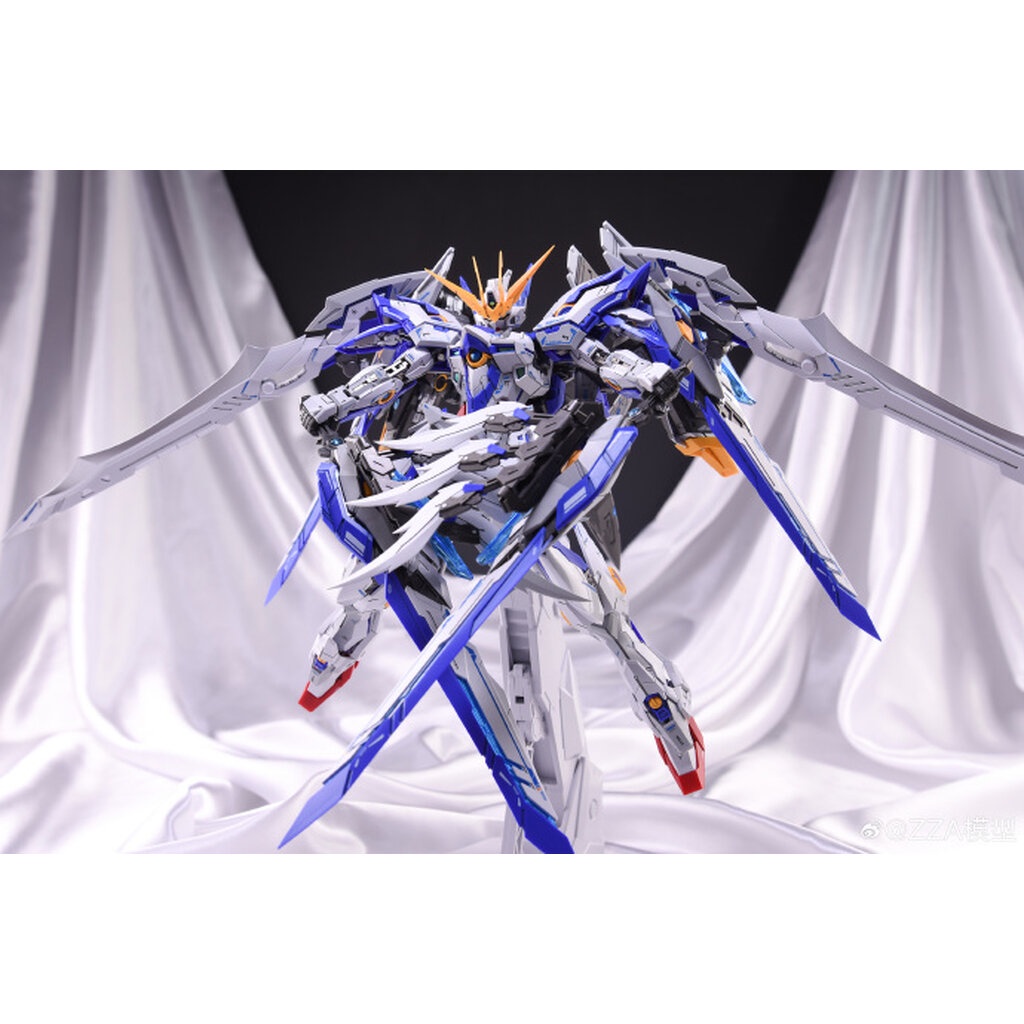 สต็อคในไทยพร้อมส่ง [ZZA] MG 1/100 Blue Frame CH-01