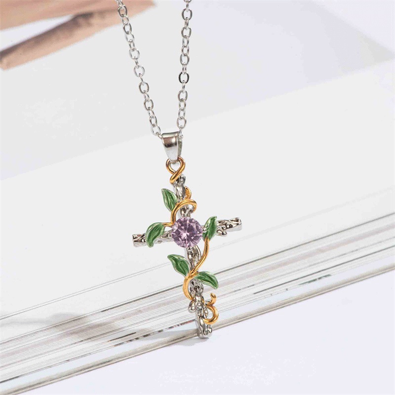 พร้อมส่ง สร้อยคอโซ่ จี้ไม้กางเขน ประดับเพทาย รูปใบไม้ สวยหรู ของขวัญ สําหรับผู้หญิง