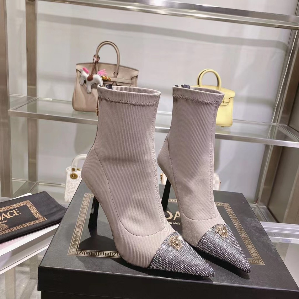 Fendi &amp; Versace รองเท้าบูทสั้น ส้นสูง ผ้าถัก ประดับเพชรเทียม สําหรับผู้หญิง