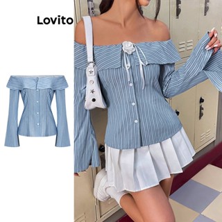 Lovito เสื้อเบลาส์ลําลอง ลายทาง แต่งกระดุม สําหรับผู้หญิง L61AD024 (สีฟ้า)