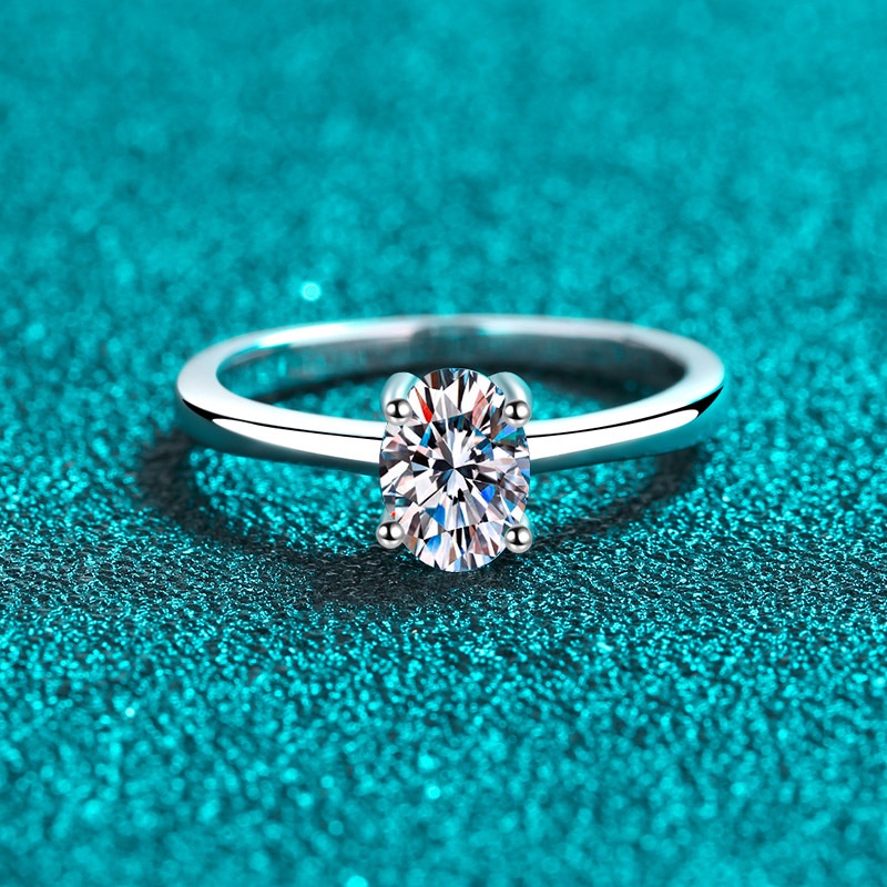 จริง Moissanite 1ct 5*7 มม.2ct 7*9 มม.สี่ขารูปไข่ตัดสีขาว D Vintage แหวน S925 เงินสเตอร์ลิงพร้อมการรับรอง GRA สามารถ Pass Test สําหรับหมั้นข้อเสนองานแต่งงานวันเกิด