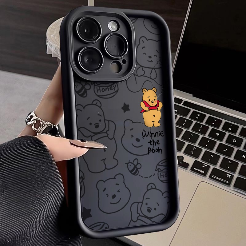 เคสไอโฟน 16/15/14/13/12/11 Pro max น่ารัก cartoon Winnie the Pooh ซิลิโคน Compatible Case iPhone 11,12,13,14,15,16,11PM,12PM,13PM,14PM,15PM,16PM