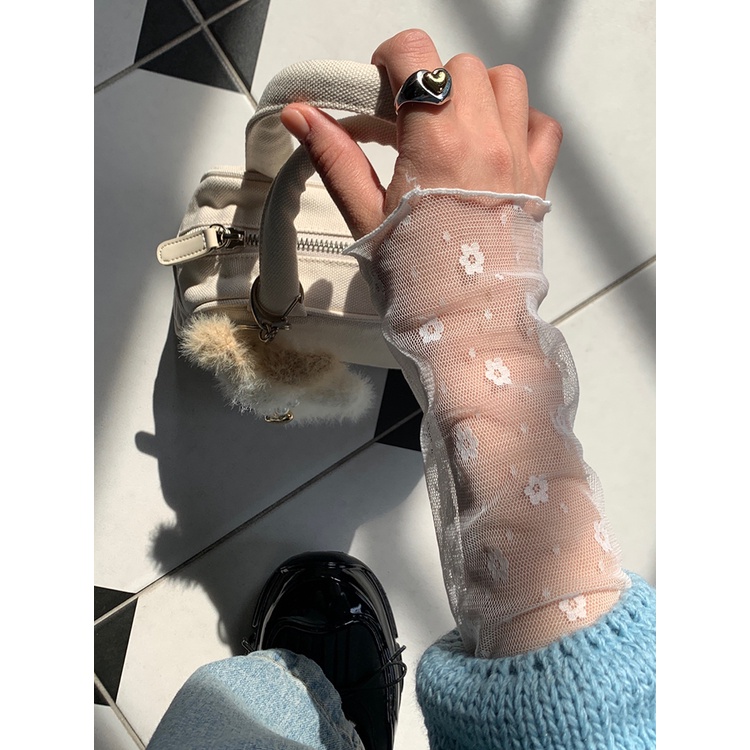 พร้อมส่ง เสื้อยืดแขนยาว คอสูง ผ้าตาข่าย แต่งลูกไม้ ลายดอกไม้ สไตล์เกาหลี แฟชั่นฤดูใบไม้ผลิ สําหรับผู้หญิง - รูปที่ 2