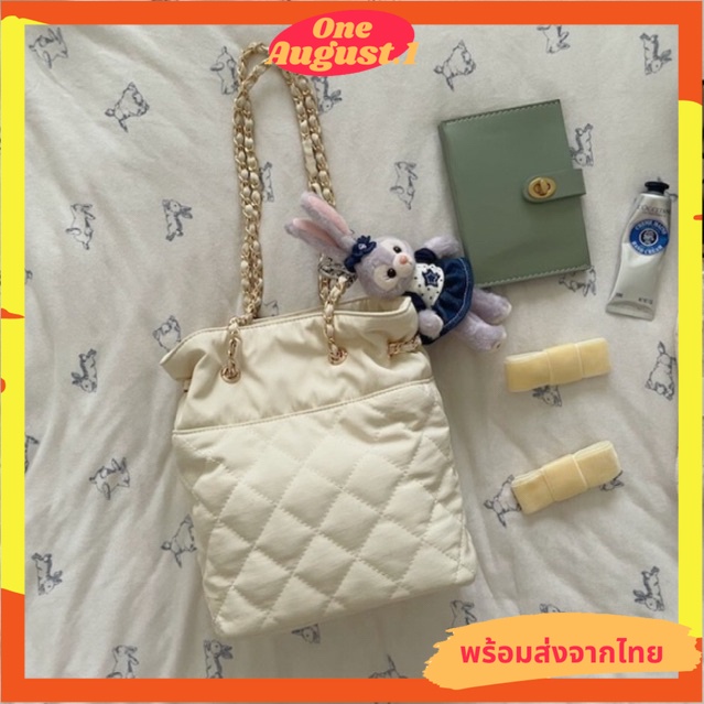 พร้อมส่งจากไทย กระเป๋าสะพายข้างสายโซ่สีขาวครีมแนวคุณหนูน่ารักมาก S080