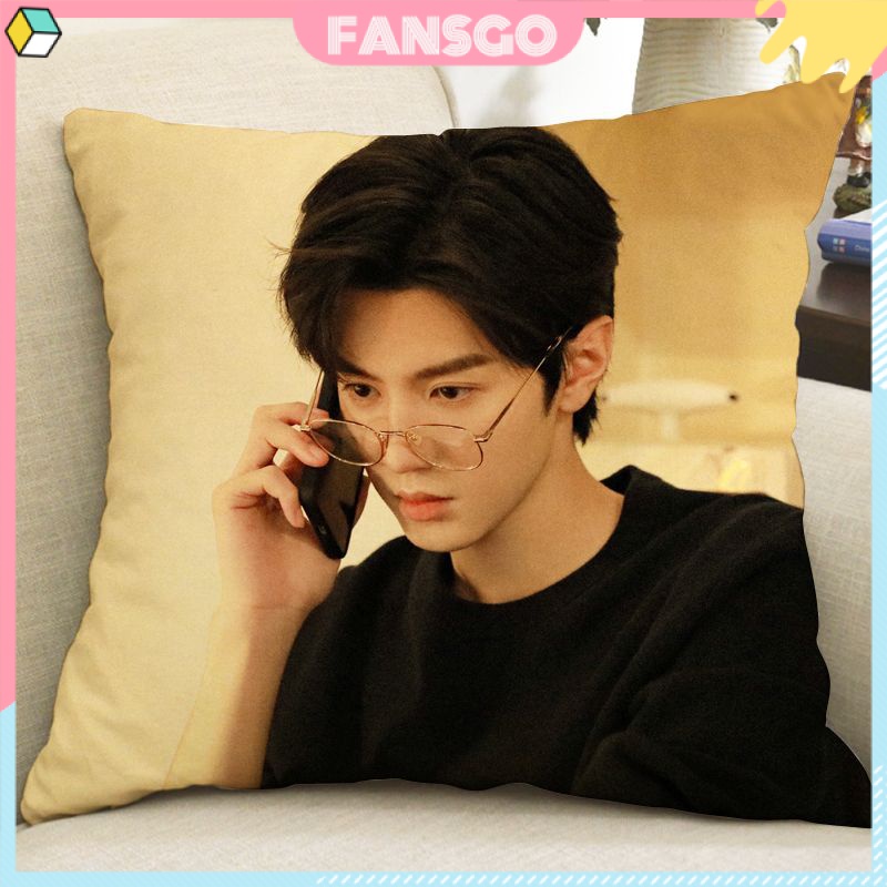 แอบรักให้เธอรู้    จ้าวลู่ซือ   เฉินเจ๋อหย่วน  หมอนรองคอ แบบสองด้าน ซักทําความสะอาดได้ สไตล์เดียวกัน