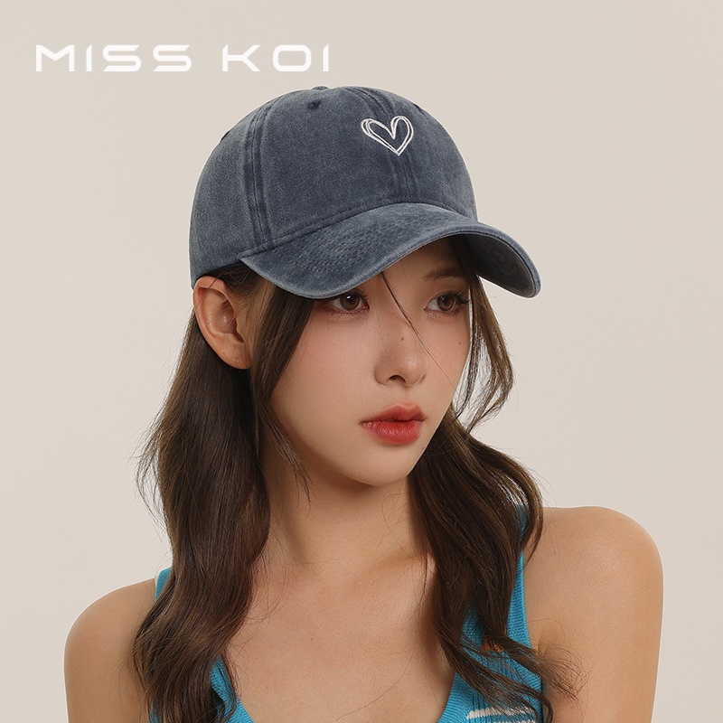 Misskoi [พร้อมส่ง] หมวกเบสบอล ปักลายหัวใจ ขนาดเล็ก เข้ากับทุกการแต่งกาย สําหรับผู้หญิง