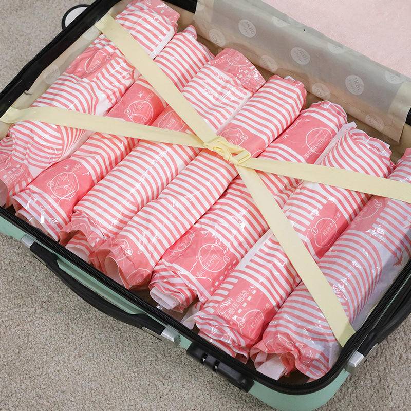 ถุงสูญญากาศ แบบม้วนมือ สําหรับเก็บเสื้อผ้า เหมาะกับการพกพาเดินทาง