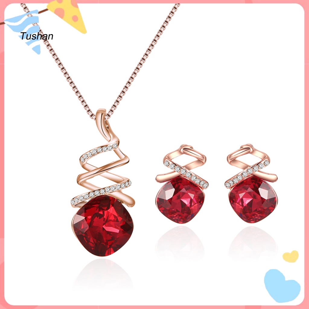 [Ts] 1 ชุดสร้อยคอผู้หญิงเรขาคณิต Cubic Zirconia บิดหรูหราสีแดง Rhinestone ฝังต่างหูสตั๊ดชุดเครื่องปร