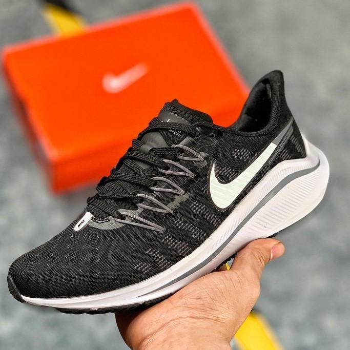 Nike AIR ZOOM VOMERO 14 ของแท้ 100% รองเท้ากีฬา รองเท้าวิ่ง สีดํา สําหรับผู้ชายและผู้หญิง