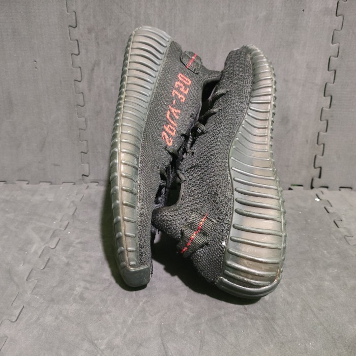 - Adidas YEEZY BOST 350 V2 BLACK