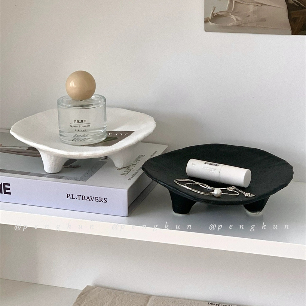 Niche High-End Retro เซรามิคถาดเครื่องประดับน้ํามันหอมระเหยเครื่องประดับถาด Entrance Desktop Storage