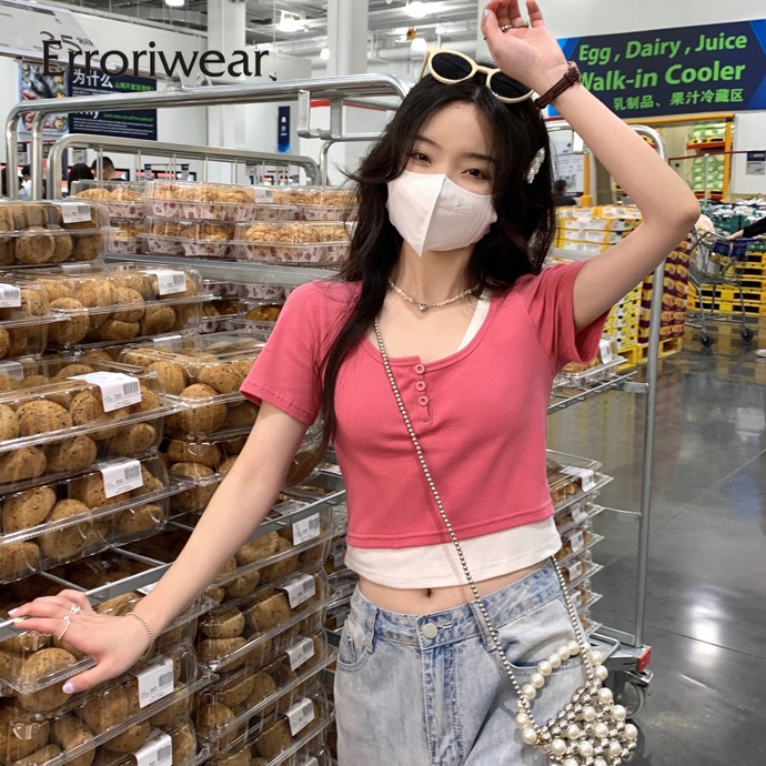 Erroriwear เสื้อยืด สองชิ้น กระดุมเปิด ออกแบบดี แบบเย็บติดกัน เข้ารูป สําหรับผู้หญิง 2023