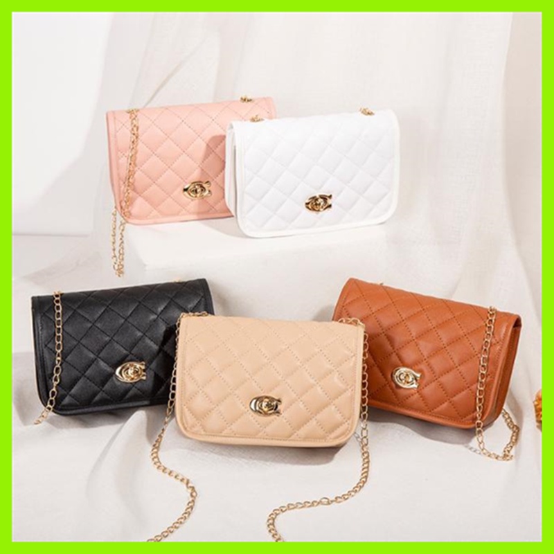 กระเป๋าสะพายไหล่ แต่งสายโซ่ กระเป๋าแฟชั่น PU Leather Messenger แฟชั่นสําหรับสตรี