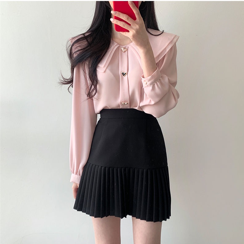 Suxi เสื้อเชิ้ตแขนหลวม ลําลอง สีพื้น เรียบง่าย สไตล์เกาหลี และกระโปรงสั้น ทรงเอ จีบรอบ เอวสูง