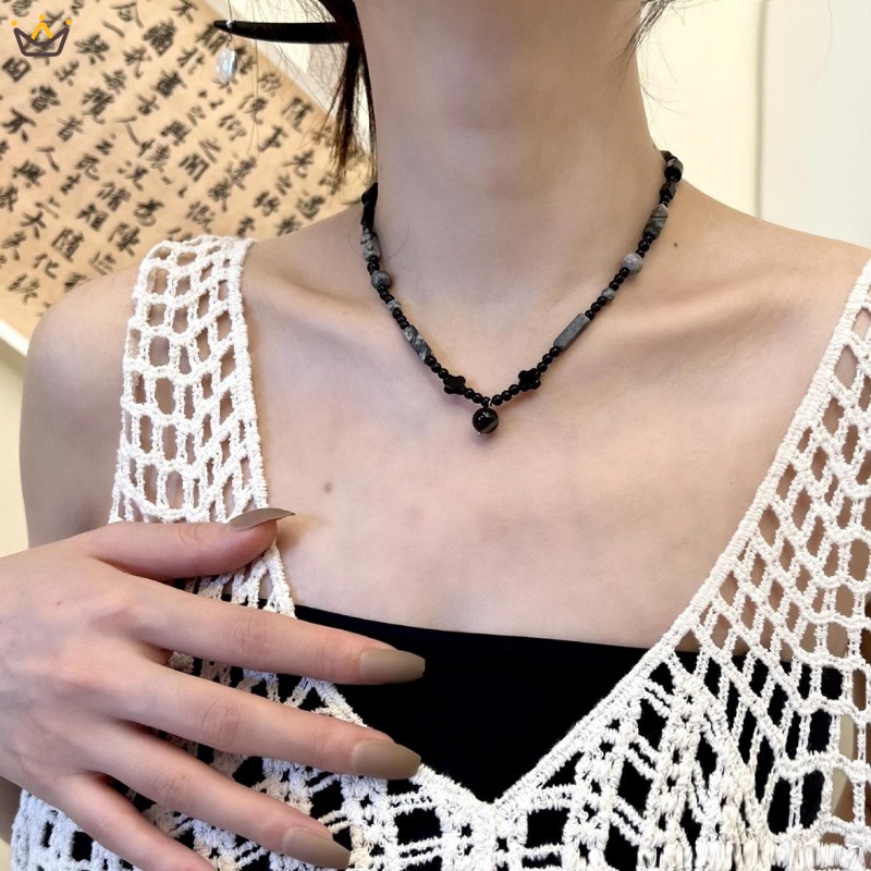 สร้อยคอโชคเกอร์ ประดับลูกปัดไม้กางเขน สีดํา สไตล์เกาหลี ฮาราจูกุ วินเทจ เครื่องประดับ ของขวัญ สําหรับผู้หญิง และผู้ชาย YUE Y2K