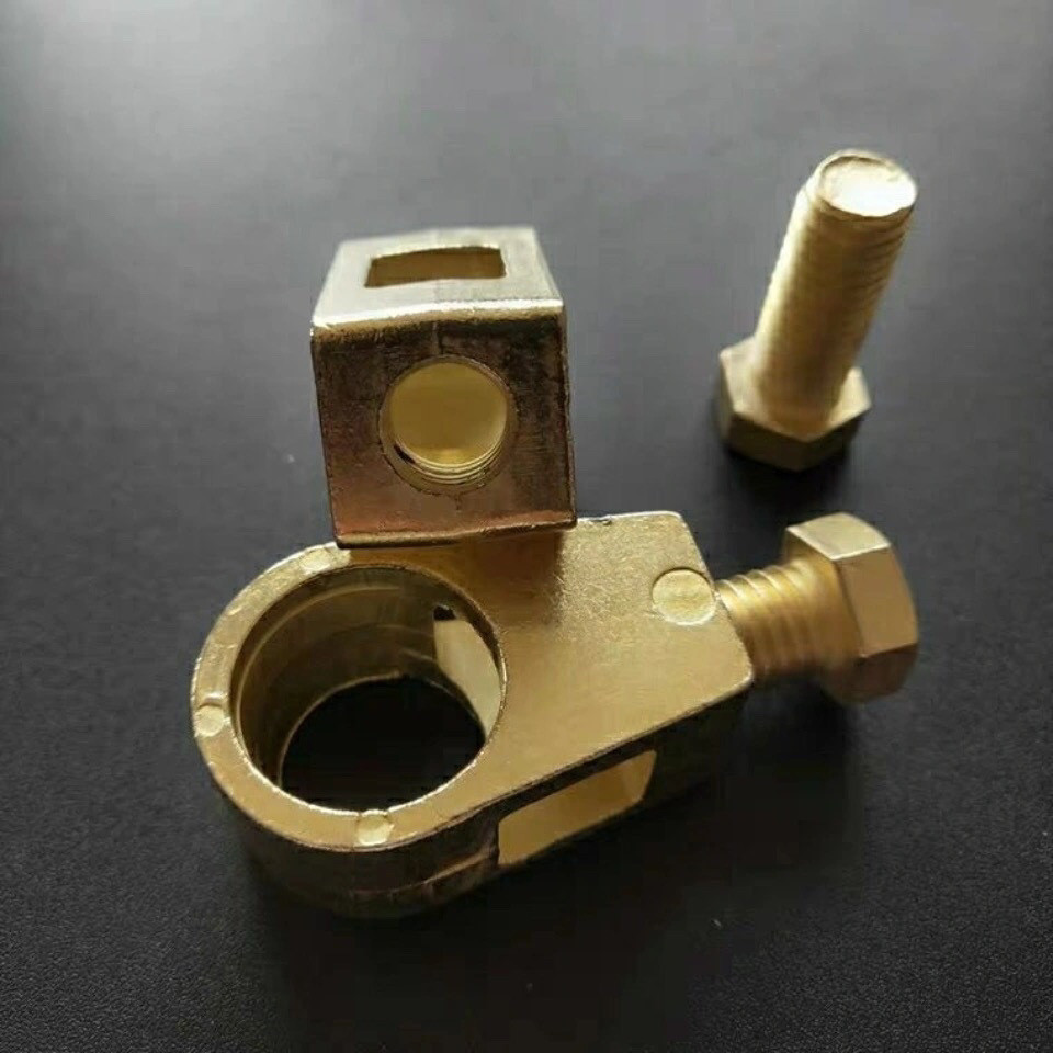 แคลมป์แบตเตอรี่ ใหม่ ทองแดงบริสุทธิ์ ขั้วต่อหัวหนามหนาพิเศษ แคลมป์แบตเตอรี่รถยนต์ ทองแดงบริสุทธิ์ 12