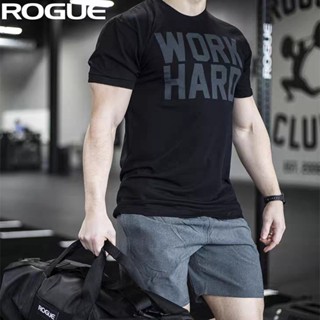 เสื้อยืดแขนสั้น ผ้าฝ้ายแท้ พิมพ์ลาย Roguefitness ทรงหลวม สําหรับผู้ชาย ใส่ออกกําลังกาย เล่นกีฬา เข้าฟิตเนส