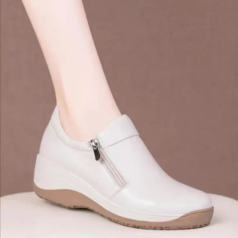 รองเท้าผ้าใบลําลอง หนังวัวแท้ พื้นนิ่ม น้ําหนักเบา แฟชั่นใหม่ สําหรับสตรี - รูปที่ 2