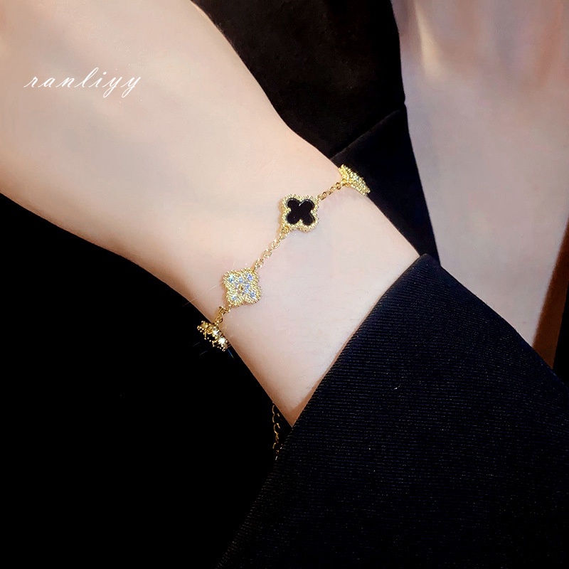 ส่งเร็ว สร้อยข้อมือสี่ใบโคลเวอร์ไทเทเนียมเหล็ก18Kประดับเพชรหรูหราเกาหลีแฟชั่นเครื่องประดับสำหรับผู้หญิงของขวัญ-Ranliyy