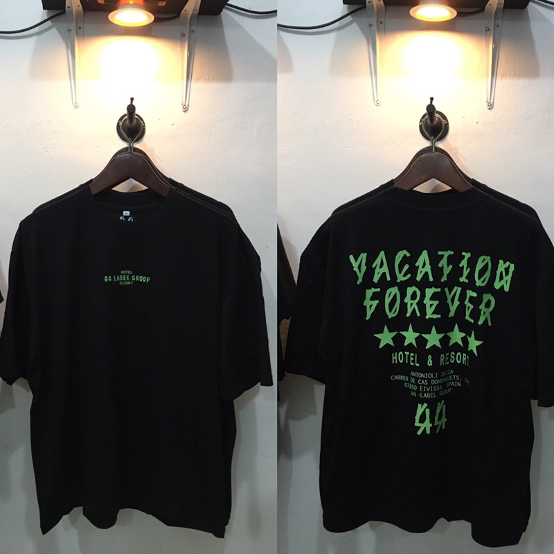 ร่ำรวย เสื้อยืด 44 กลุ่ม ฉลาก VACATION FOREVER (ขนาดใหญ่)