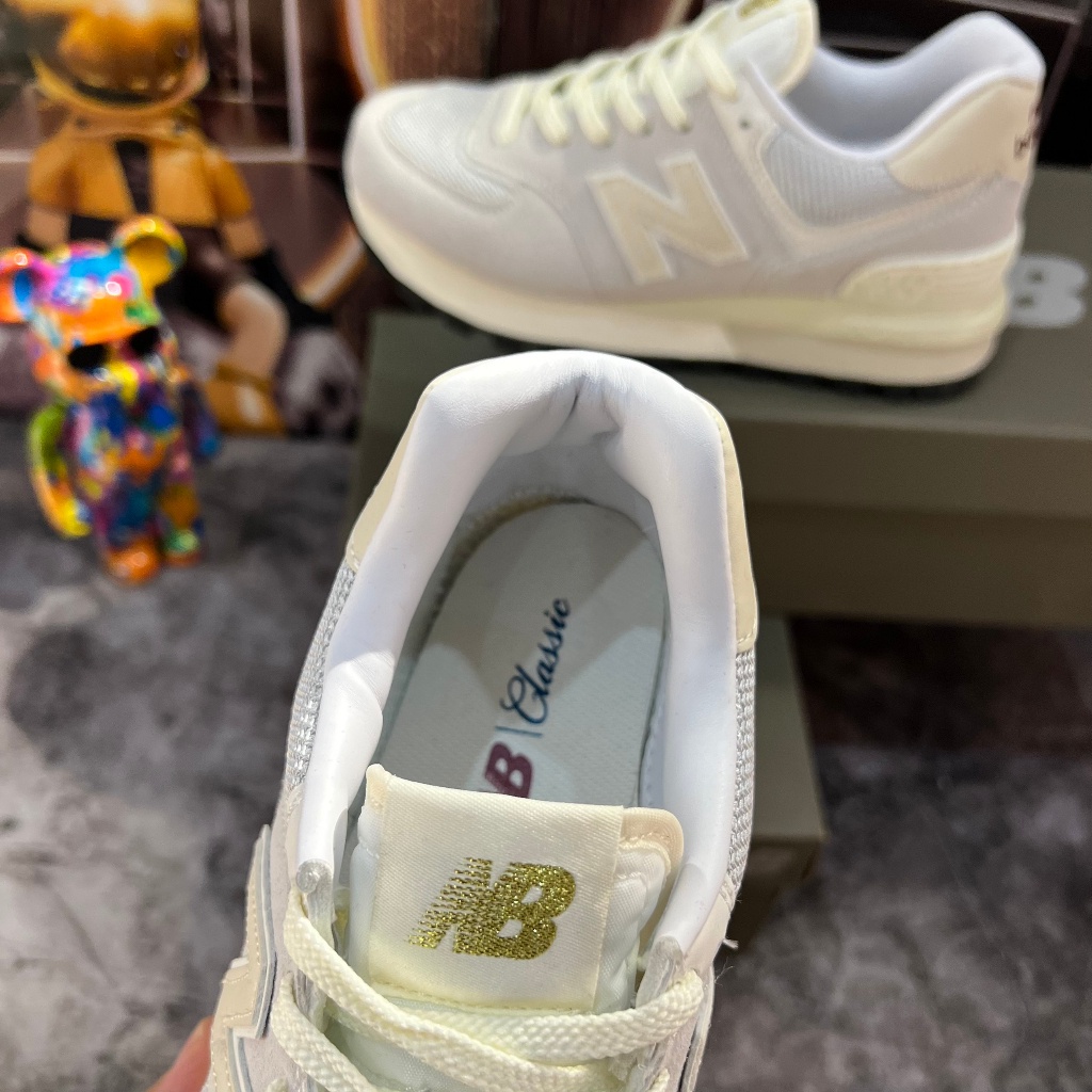 Nb New Balance V2 Sneakers In Cream Gray For Unisex 574 Legacy แนวโน้ม
